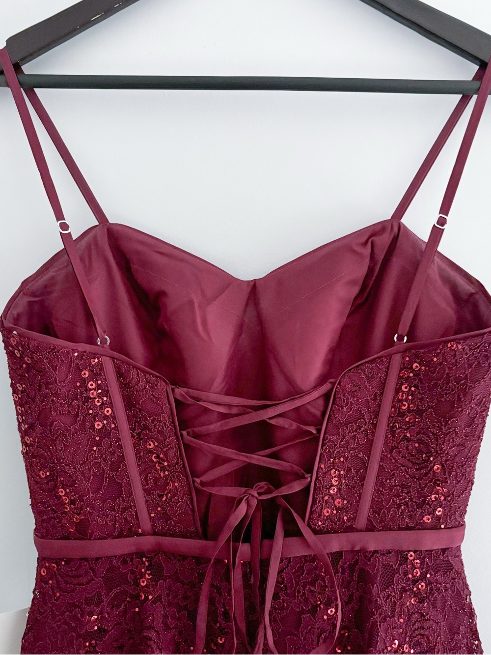 Jules & Cleo sparkle lace evening gown - Picture 9 of 14